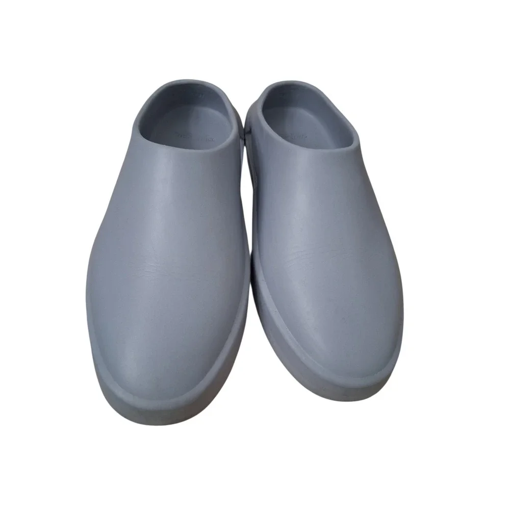 Saint Morta Slip-On Comfort Mens size 11 Grey‎ Summer Beachy Pool Side Slippers